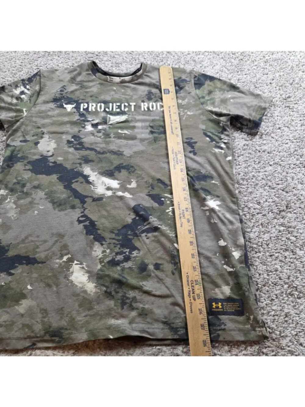 Under Armour Project Rock Veterans Day Shirt Men's Medium Camo Flag